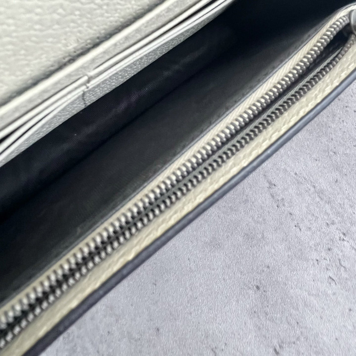 Gucci White 476079-9I6QT-9753