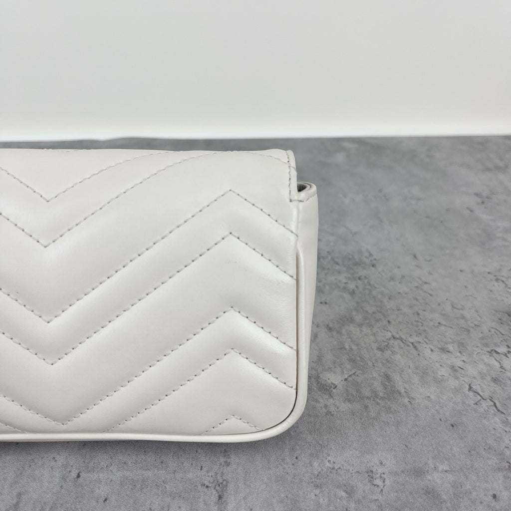 Gucci GG Marmont Collection White 699757 UM8KV 9022