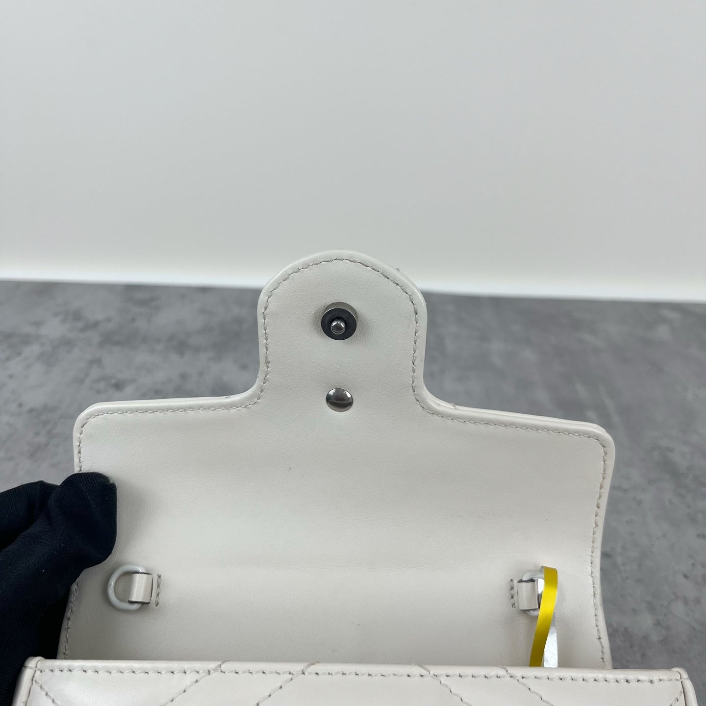 Gucci GG Marmont Collection White 699757 UM8KV 9022