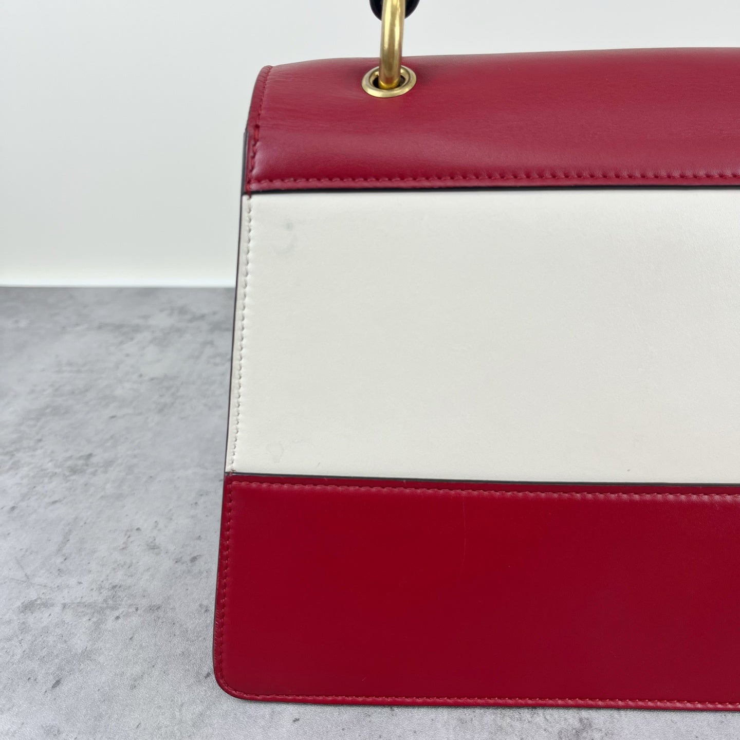 Gucci 476541DVUTT8056