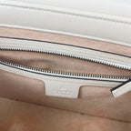 Gucci 476541DVUTT8056