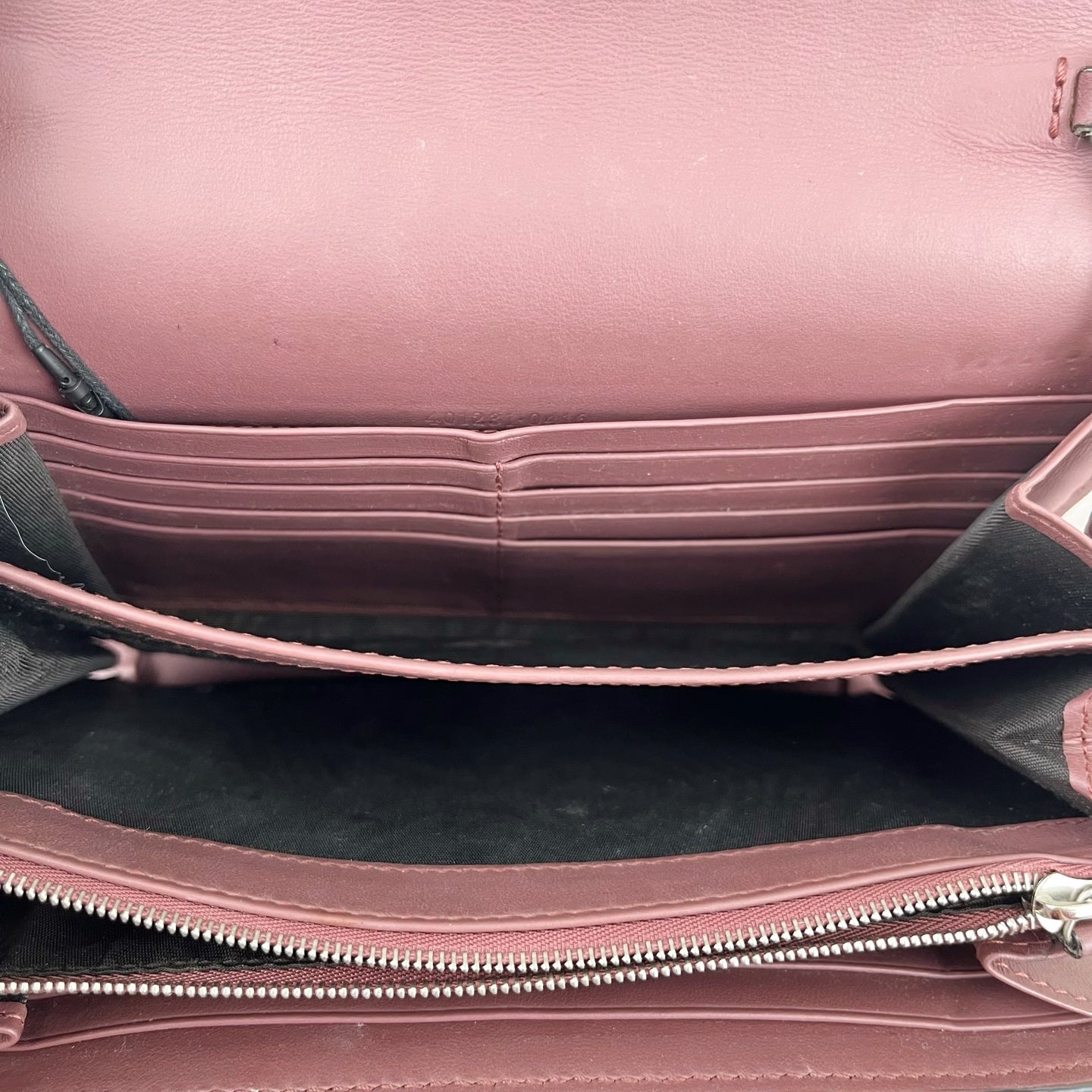 Gucci Pink 401231KU2AN8693