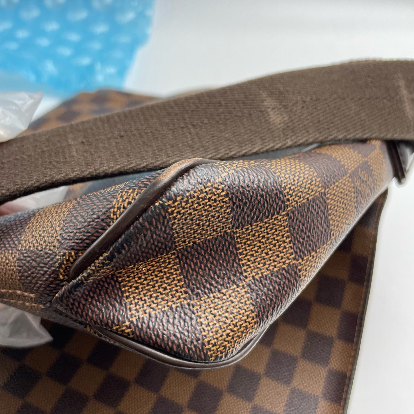 Louis Vuitton Crossbody