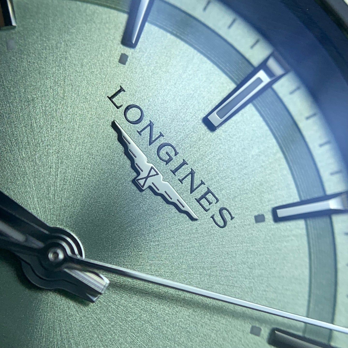 Longines Conquest Series 34.00 L3.430.4.02.9