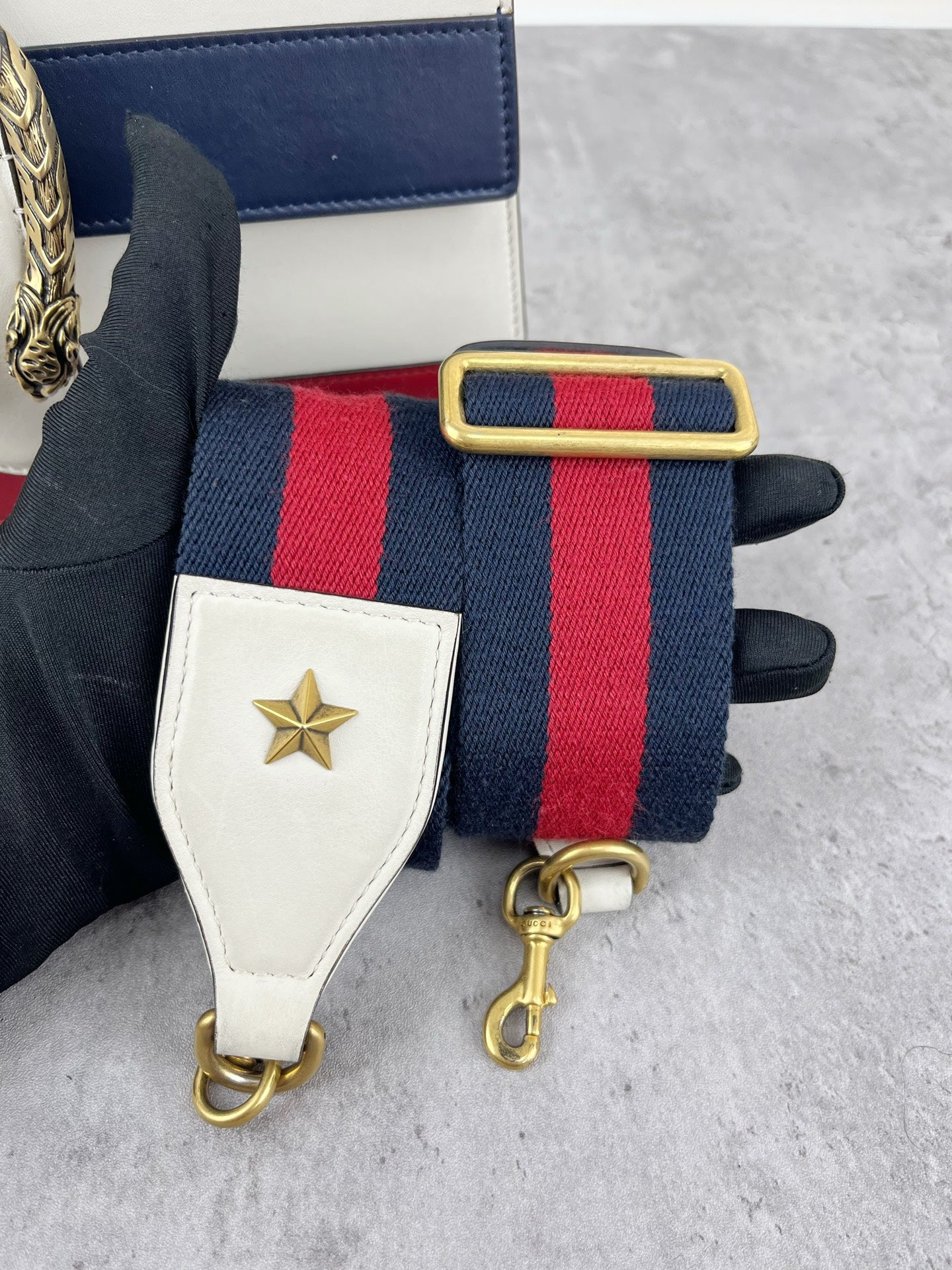 Gucci 448075CWLMT9090