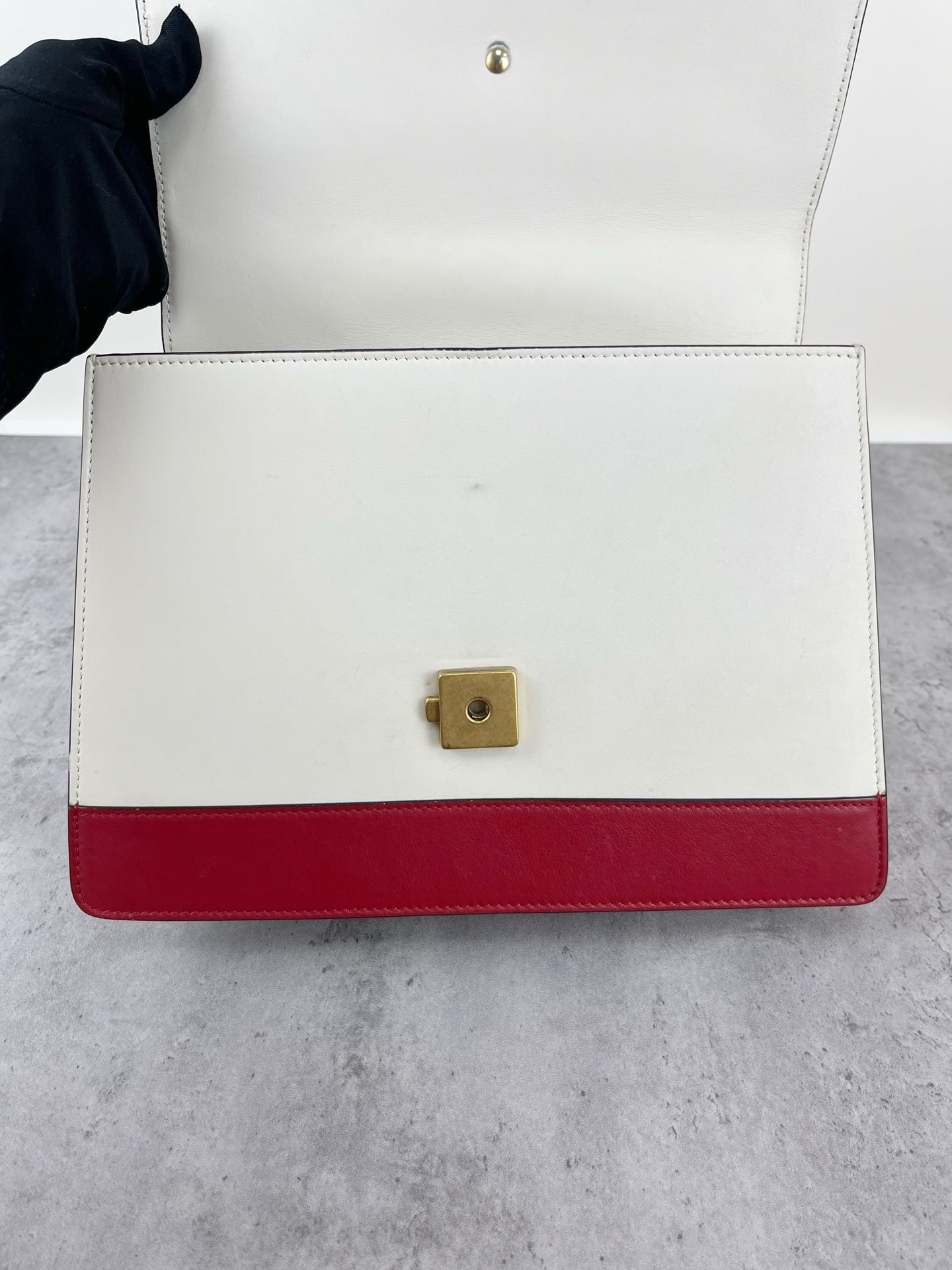 Gucci 448075CWLMT9090
