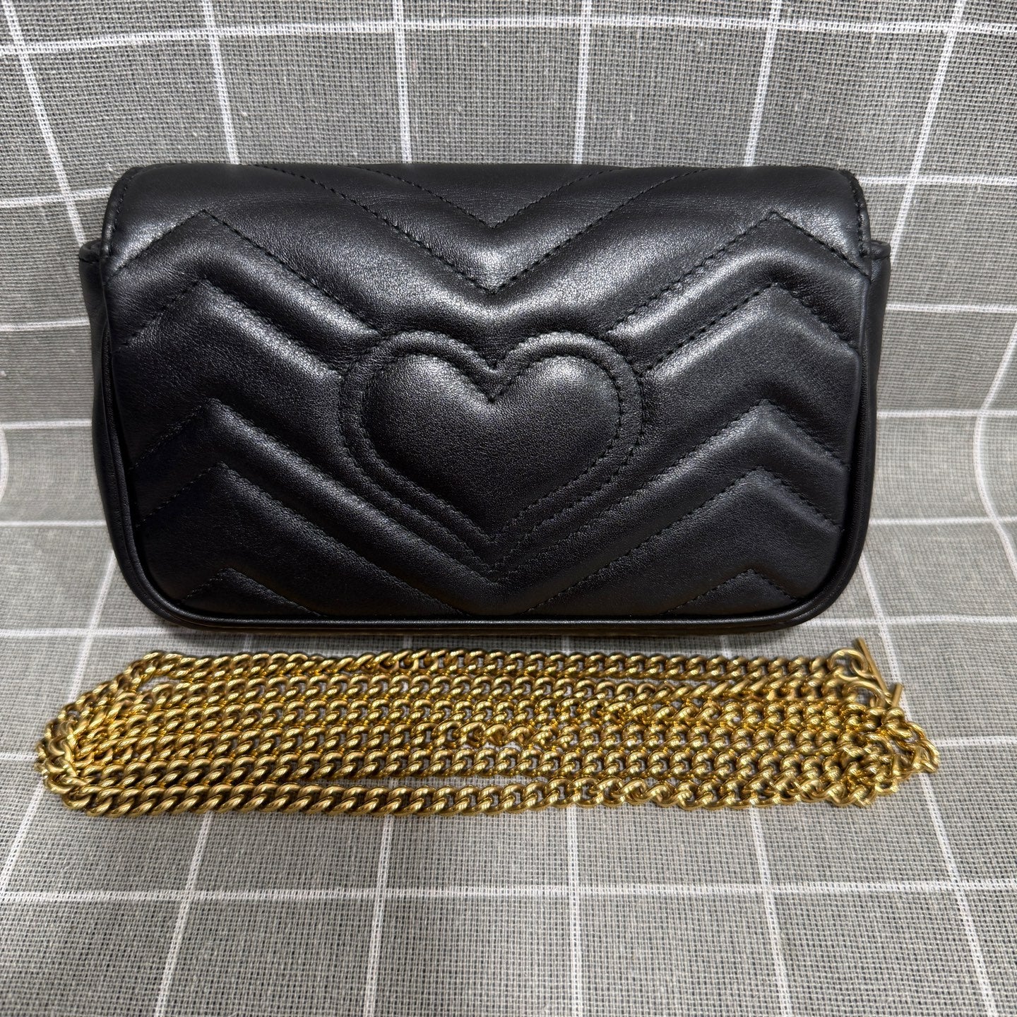 Gucci GG Marmont Collection Leather Black 476433 DTDCT 1000