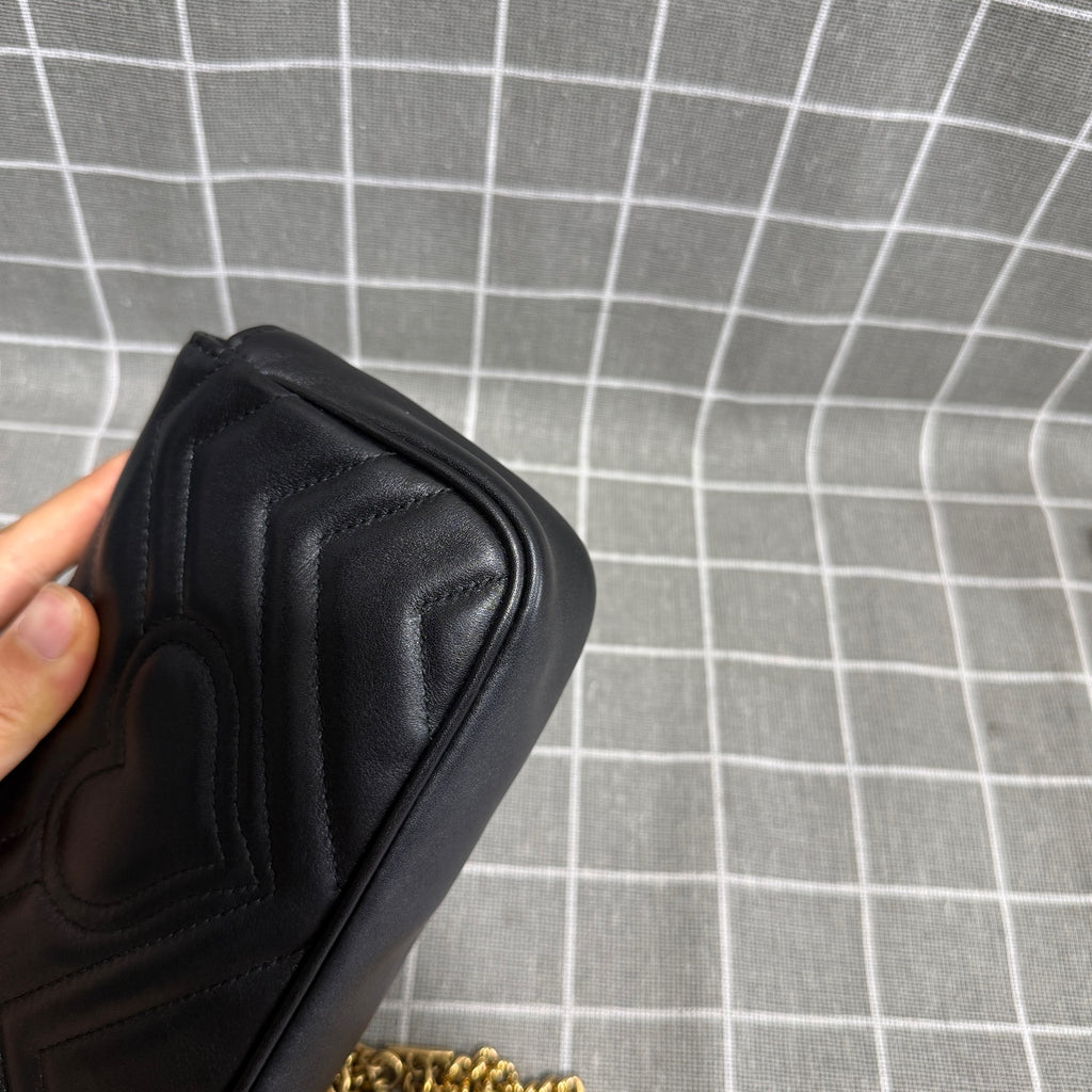 Gucci GG Marmont Collection Leather Black 476433 DTDCT 1000