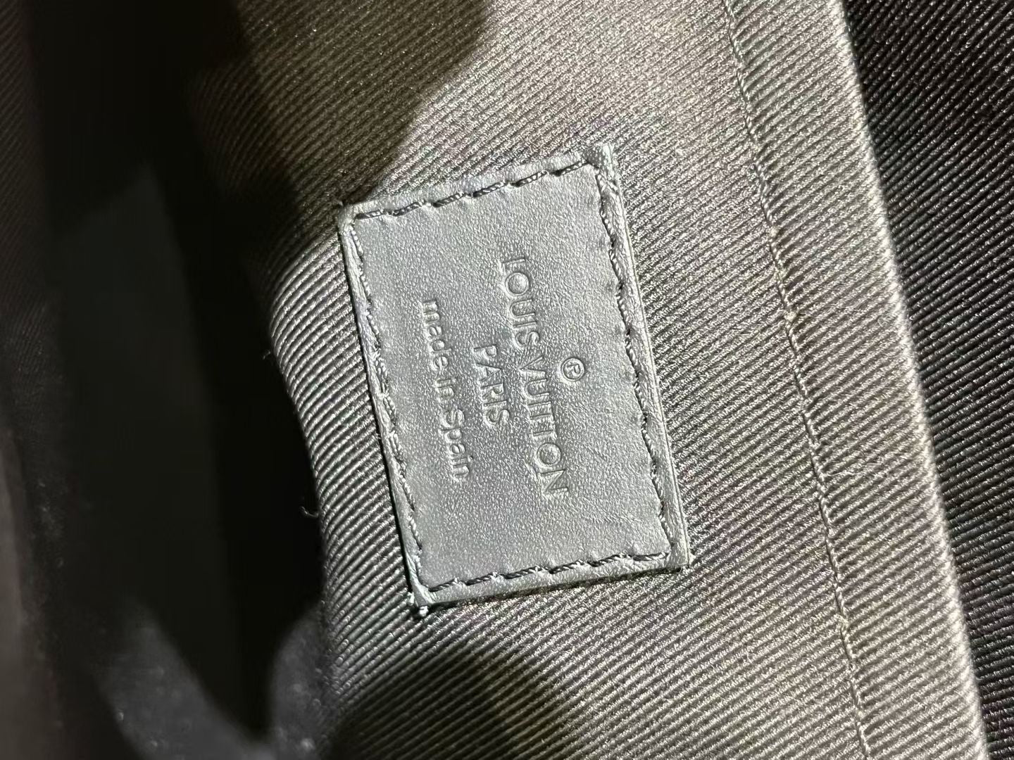 Louis Vuitton Clutch