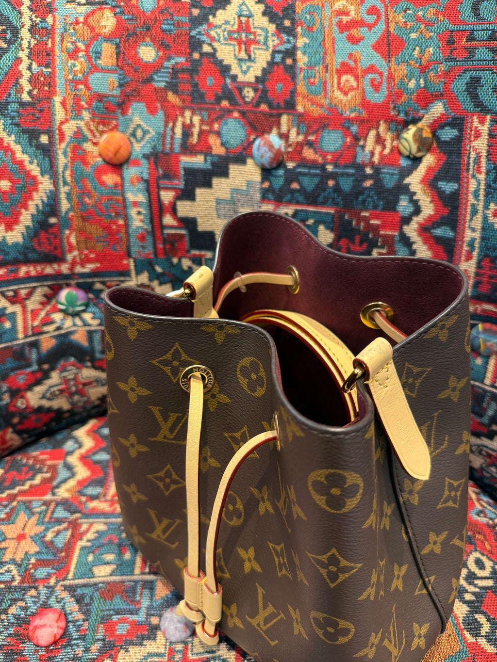 Louis Vuitton NÉONOÉ BB Handbag Canvas M46581