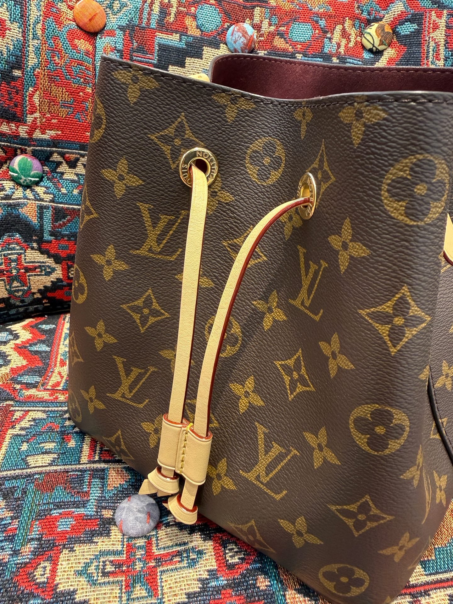 Louis Vuitton NÉONOÉ BB Handbag Canvas M46581