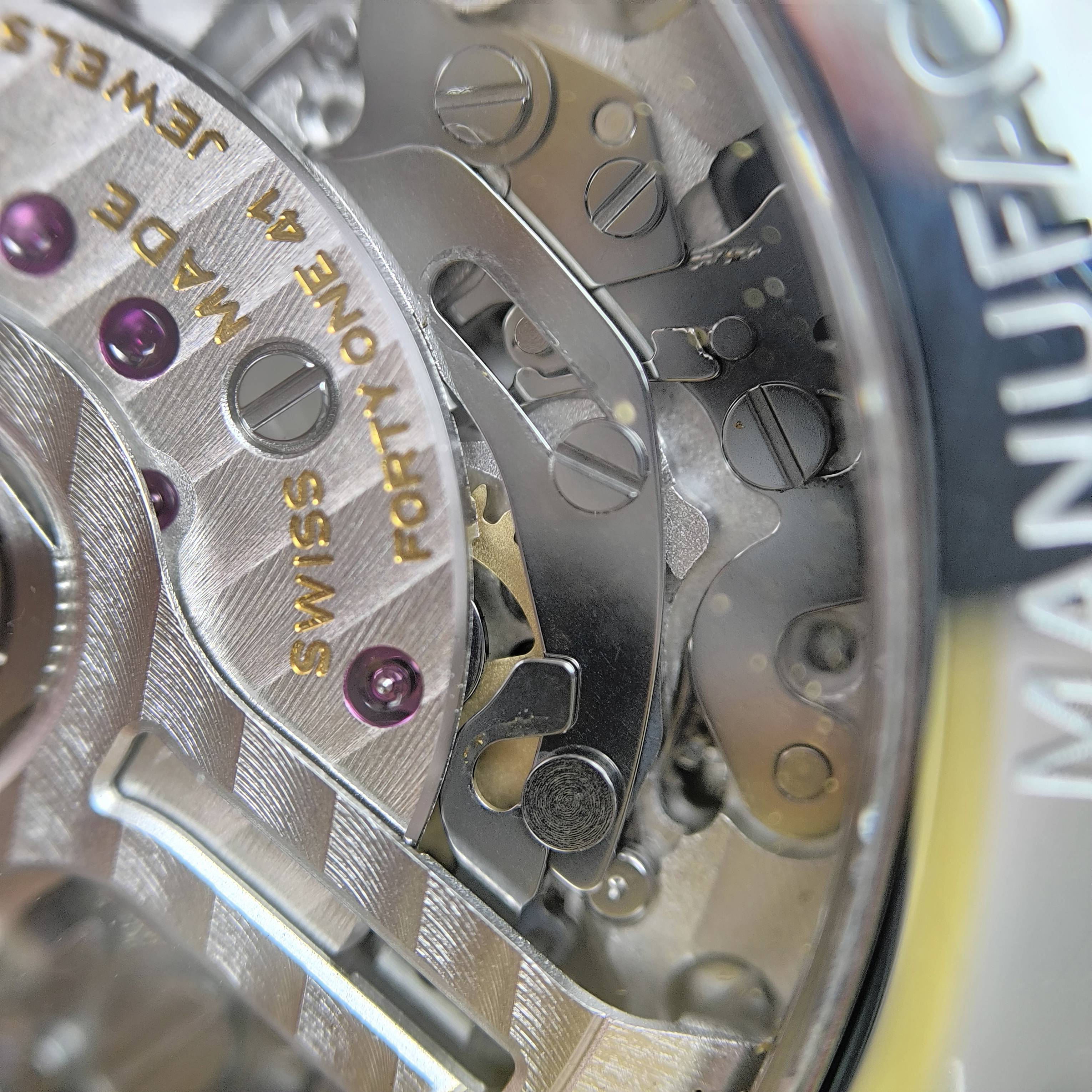 Breitling Puya 42 millimeters AB0145221B1A1