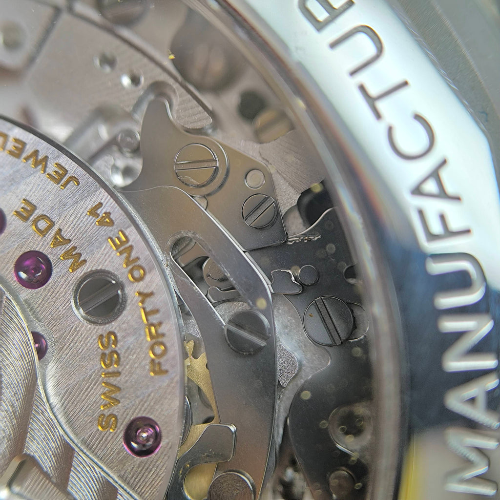 Breitling Puya 42 millimeters AB0145221B1A1