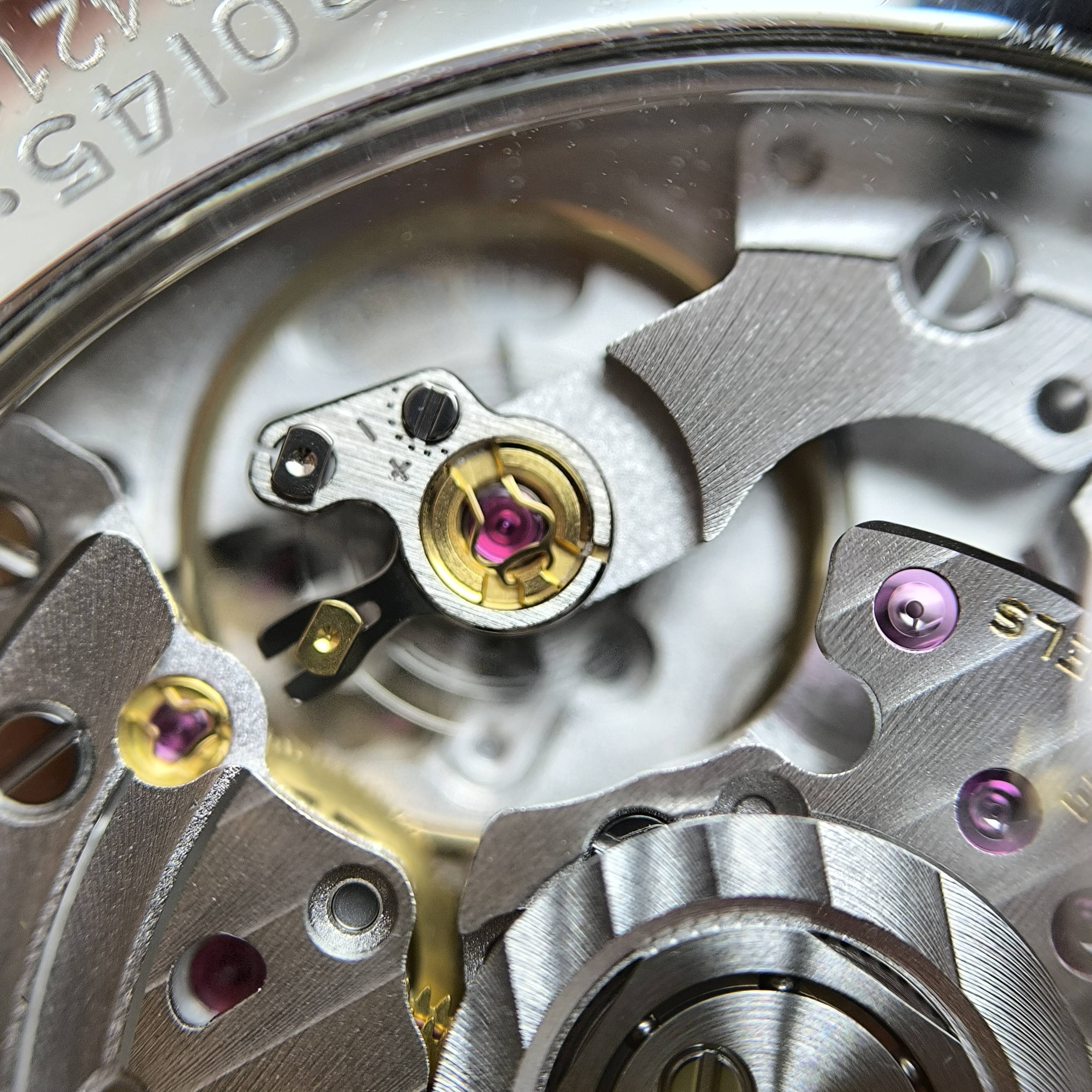 Breitling Puya 42 millimeters AB0145221B1A1