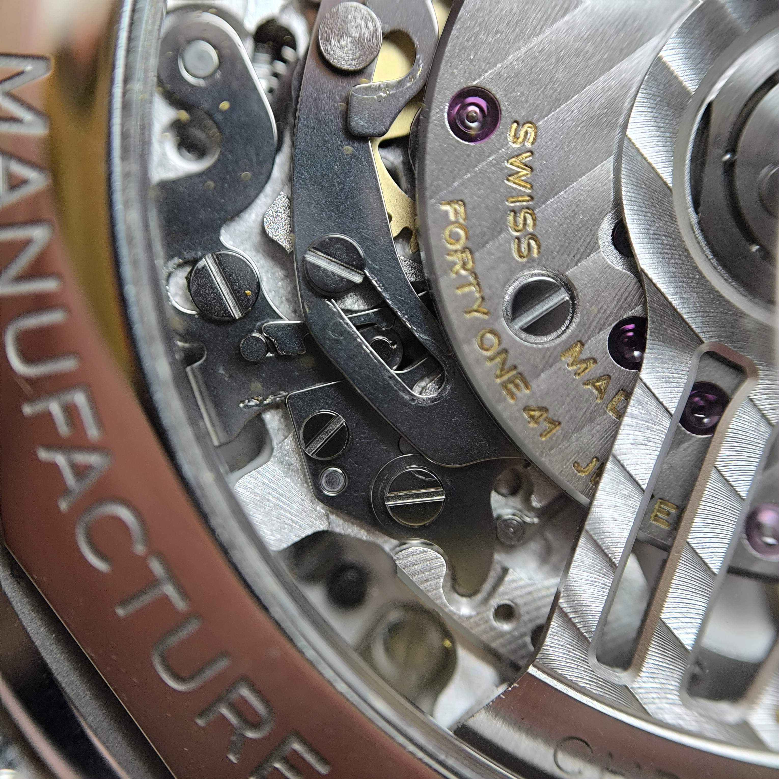 Breitling Puya 42 millimeters AB0145221B1A1