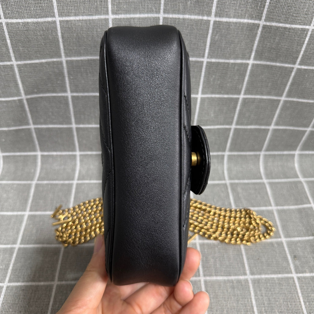 Gucci 476433DSVRT1000