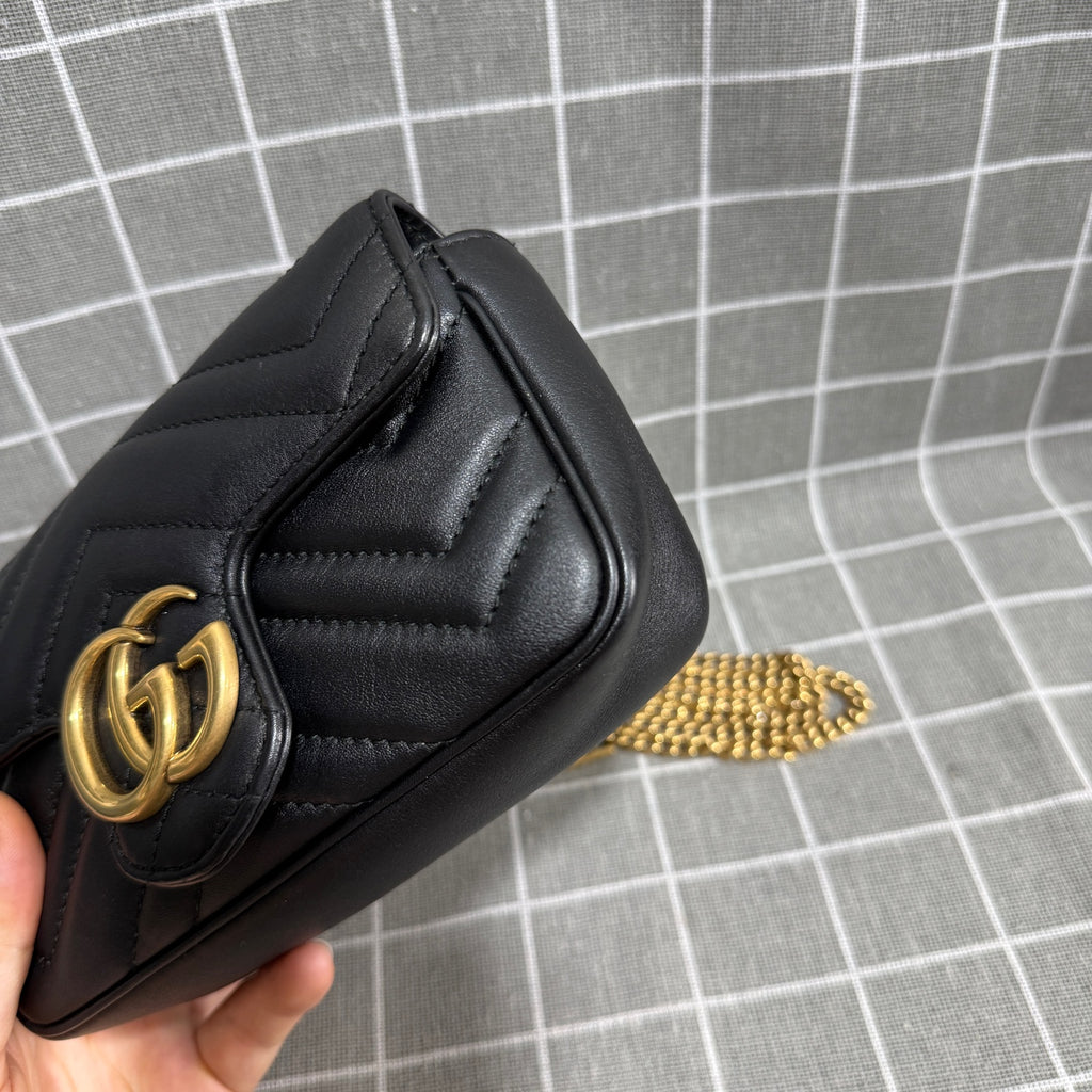 Gucci 476433DSVRT1000