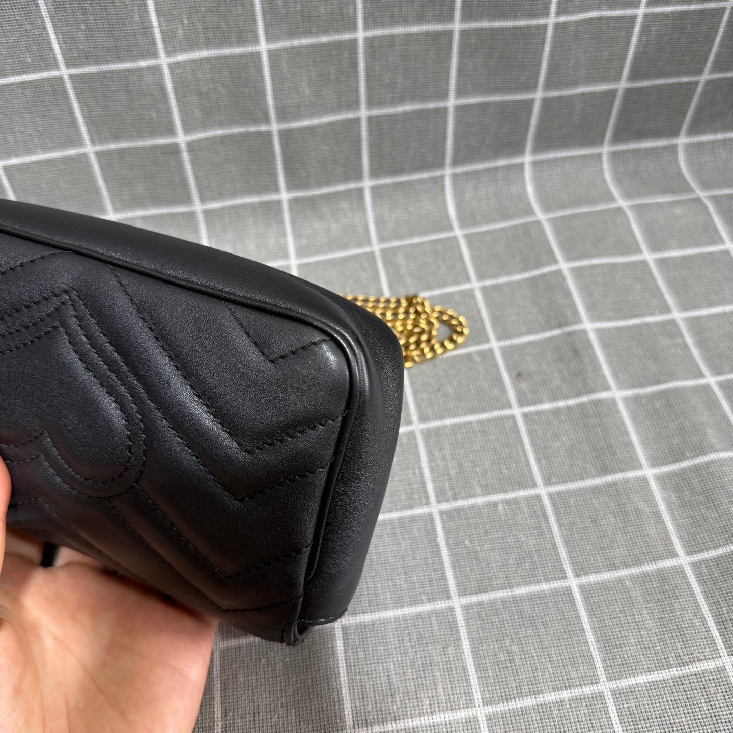 Gucci 476433DSVRT1000