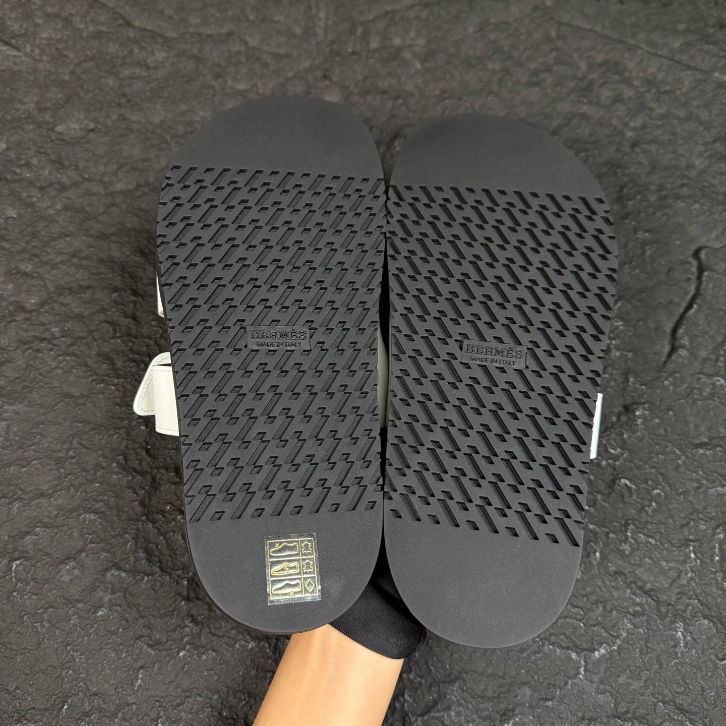 Hermes White Flip flop