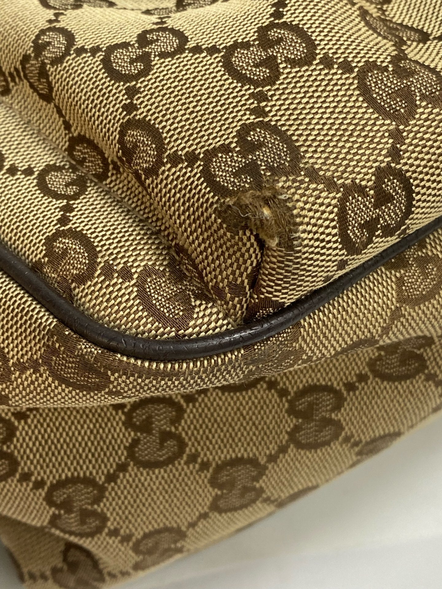 Gucci Canvas Beige Tote
