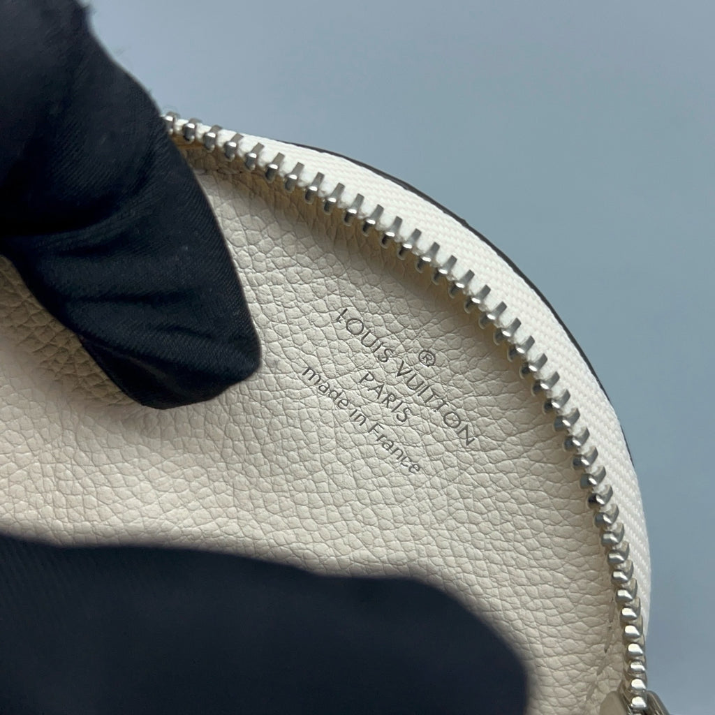 Louis Vuitton White