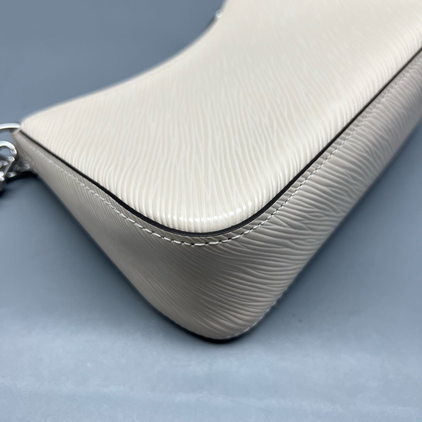 Louis Vuitton White