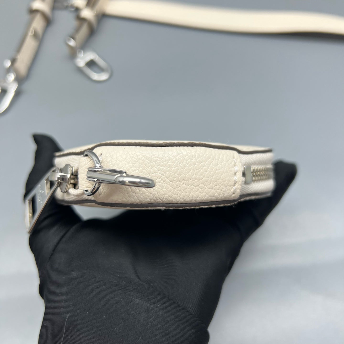 Louis Vuitton White