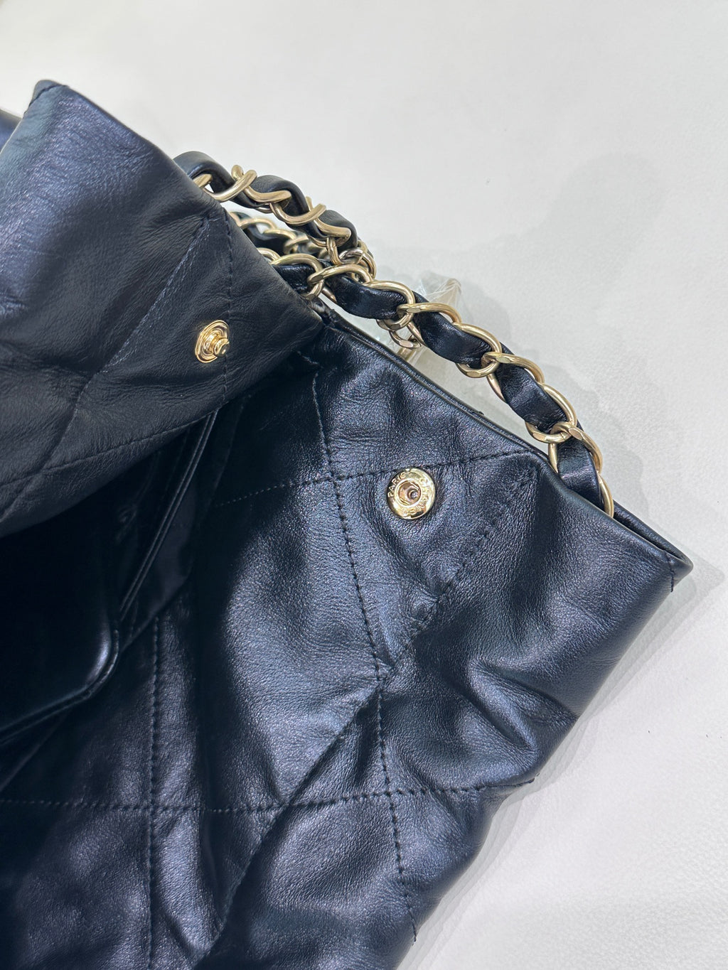 Chanel Bucket bag 37×8×34.5 AS3260-B13369-94305