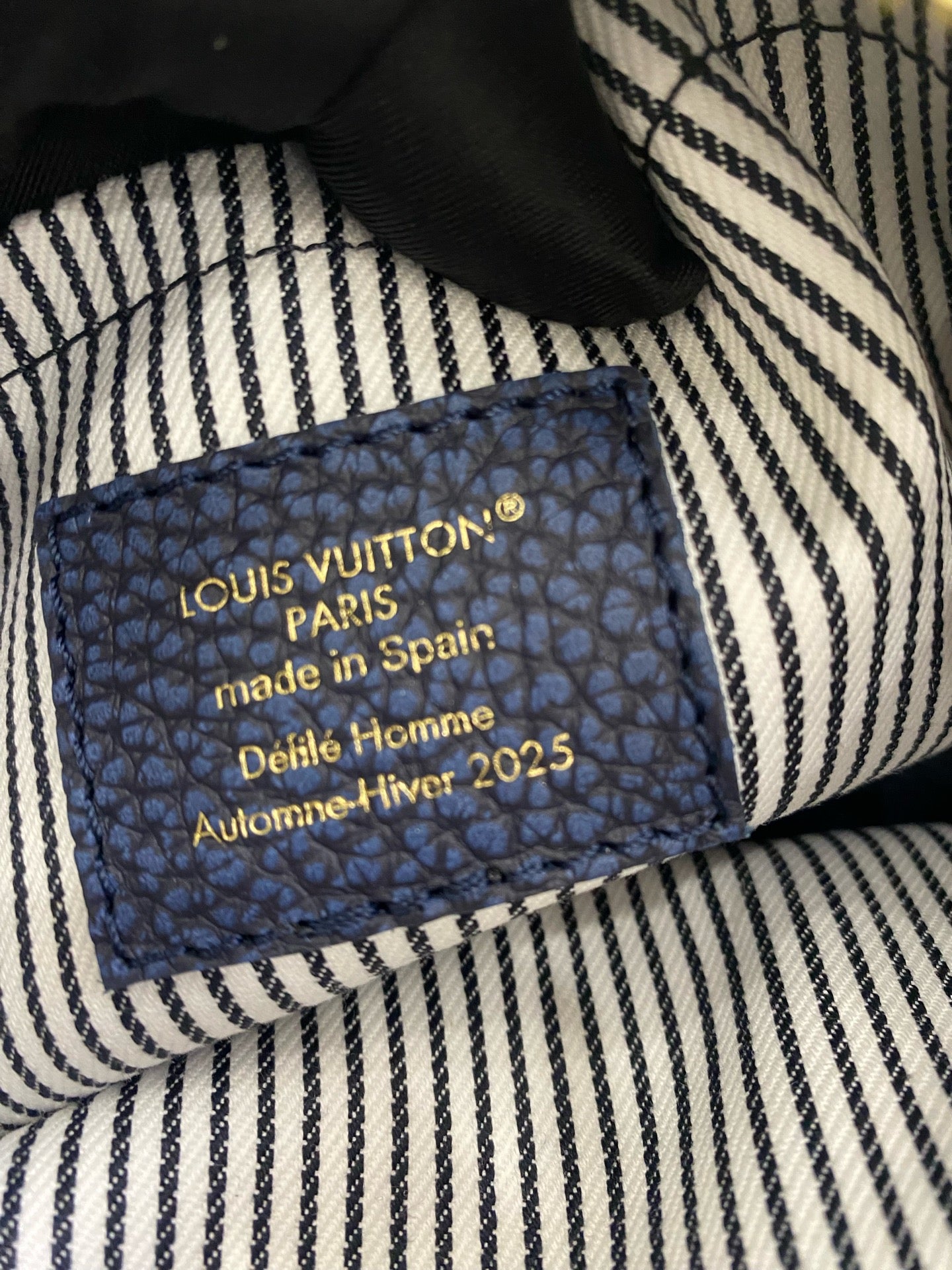 Louis Vuitton Shoulder Bag