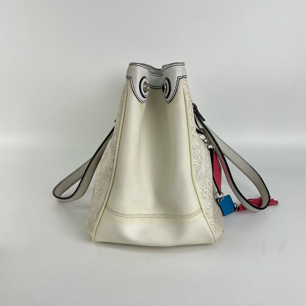 Loewe Beige