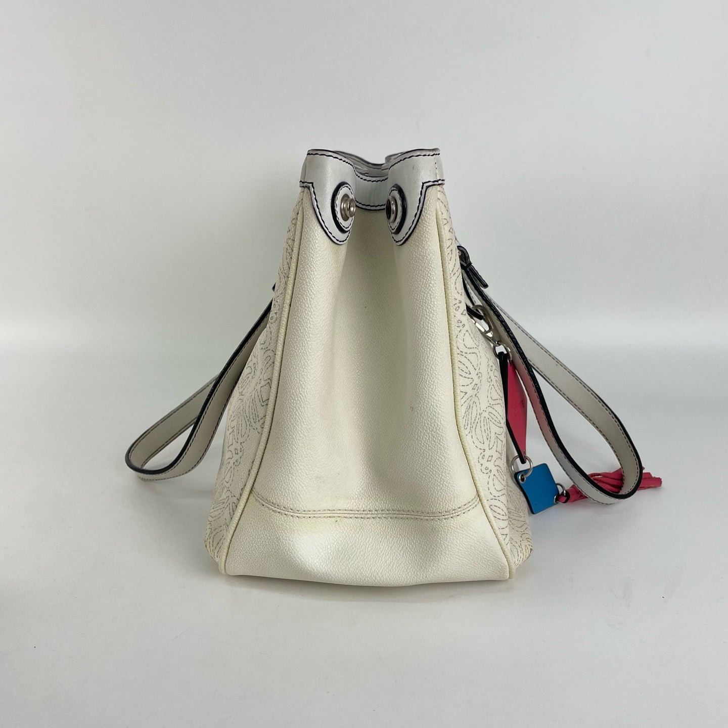 Loewe Beige
