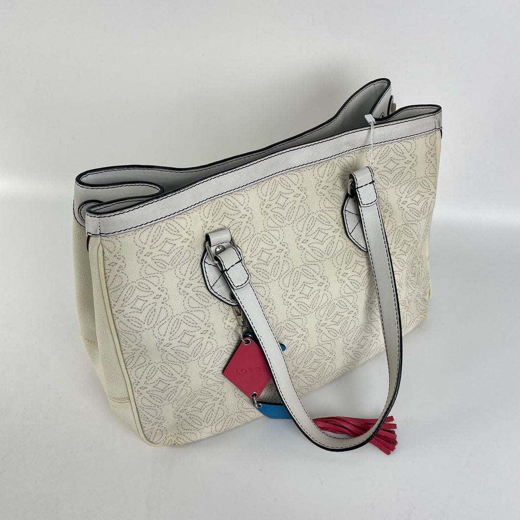 Loewe Beige