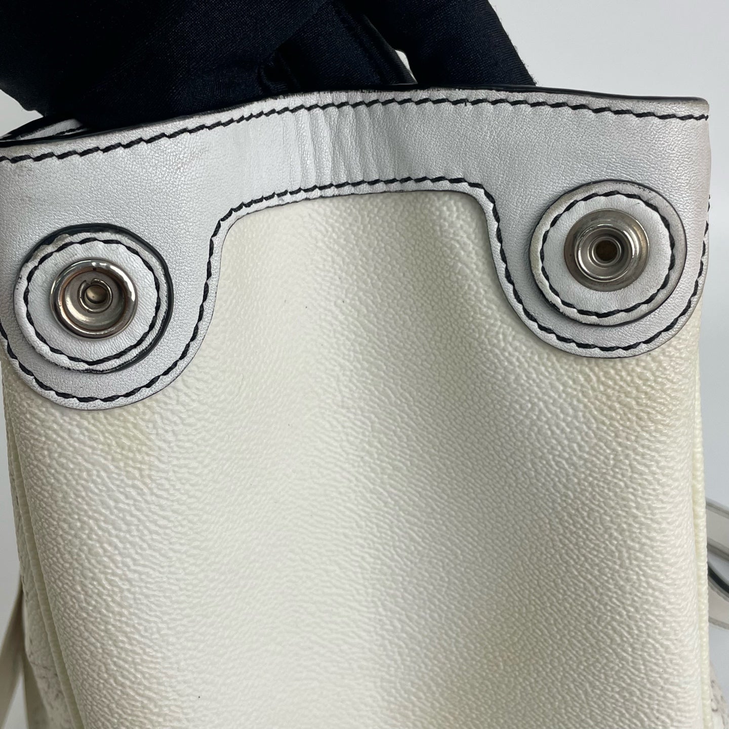 Loewe Beige