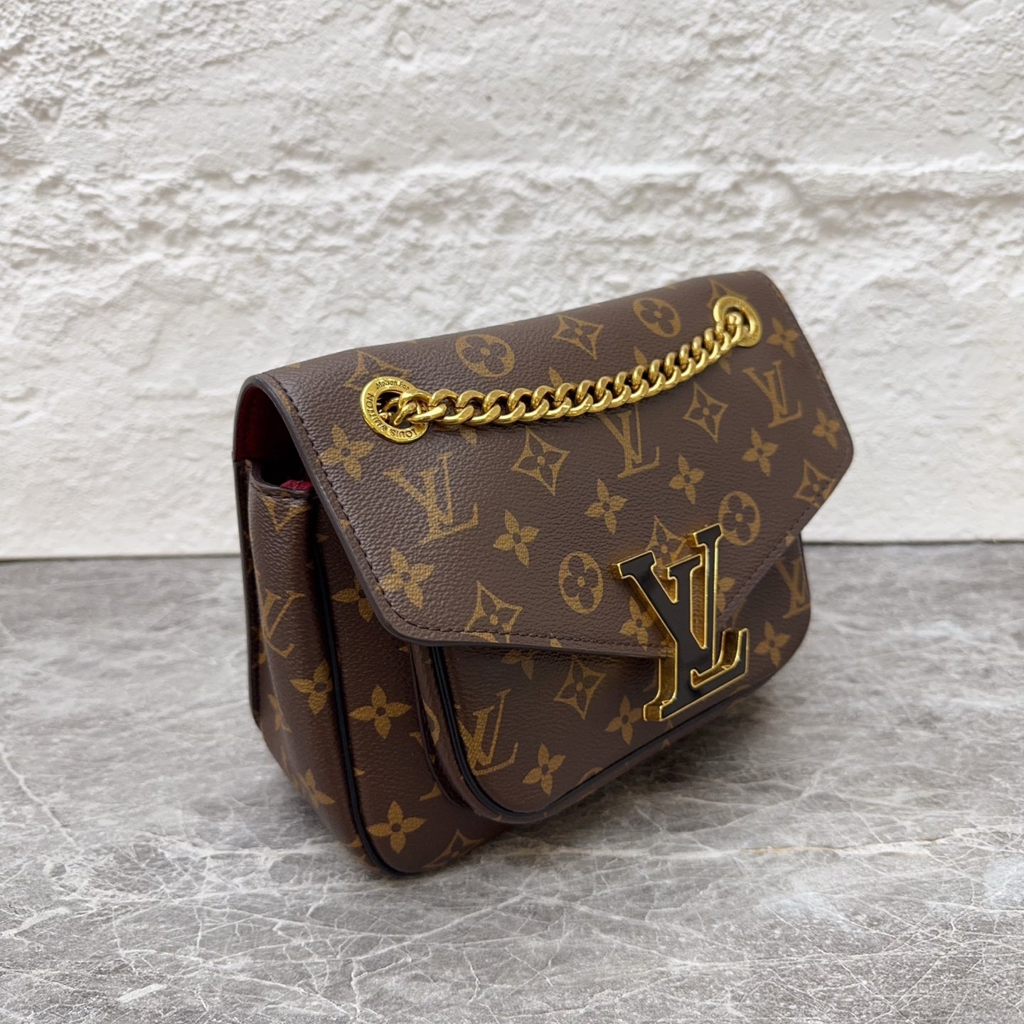 Louis Vuitton Messenger Bag