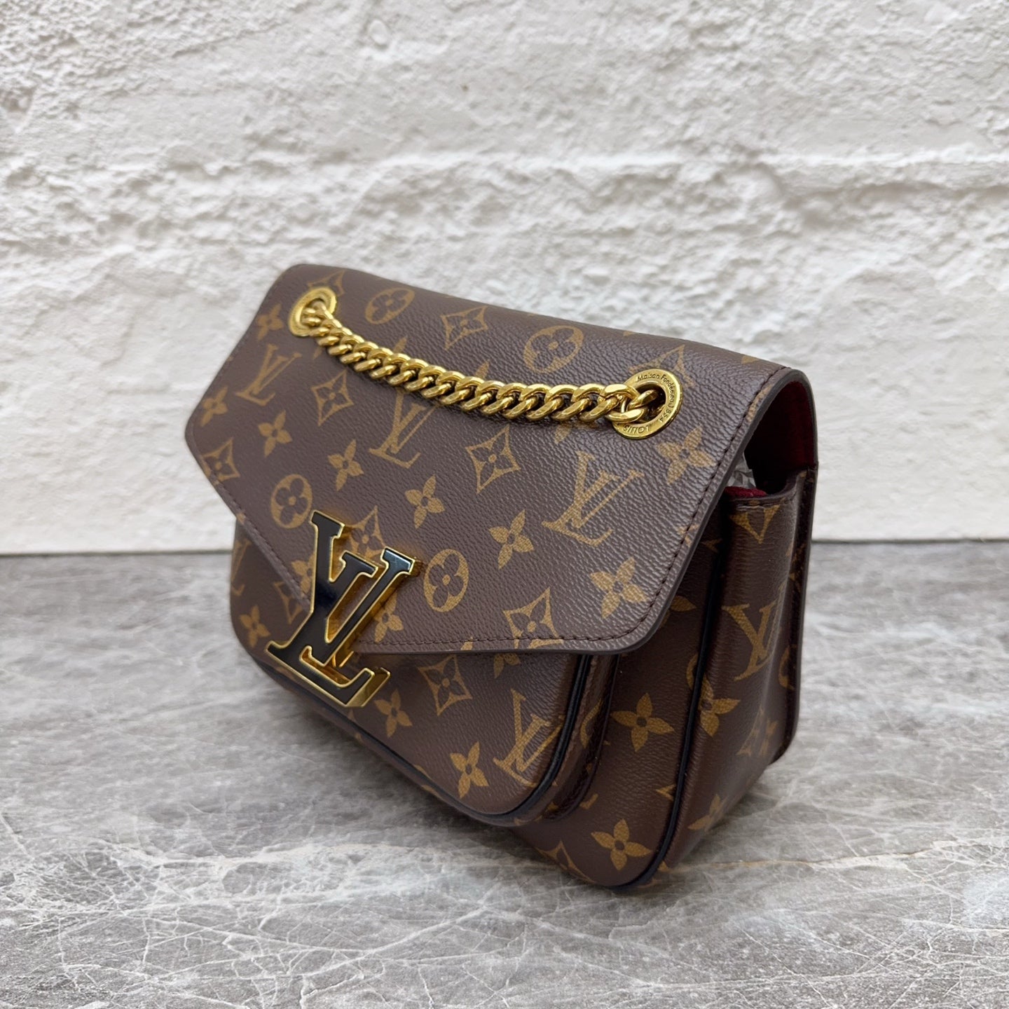 Louis Vuitton Messenger Bag