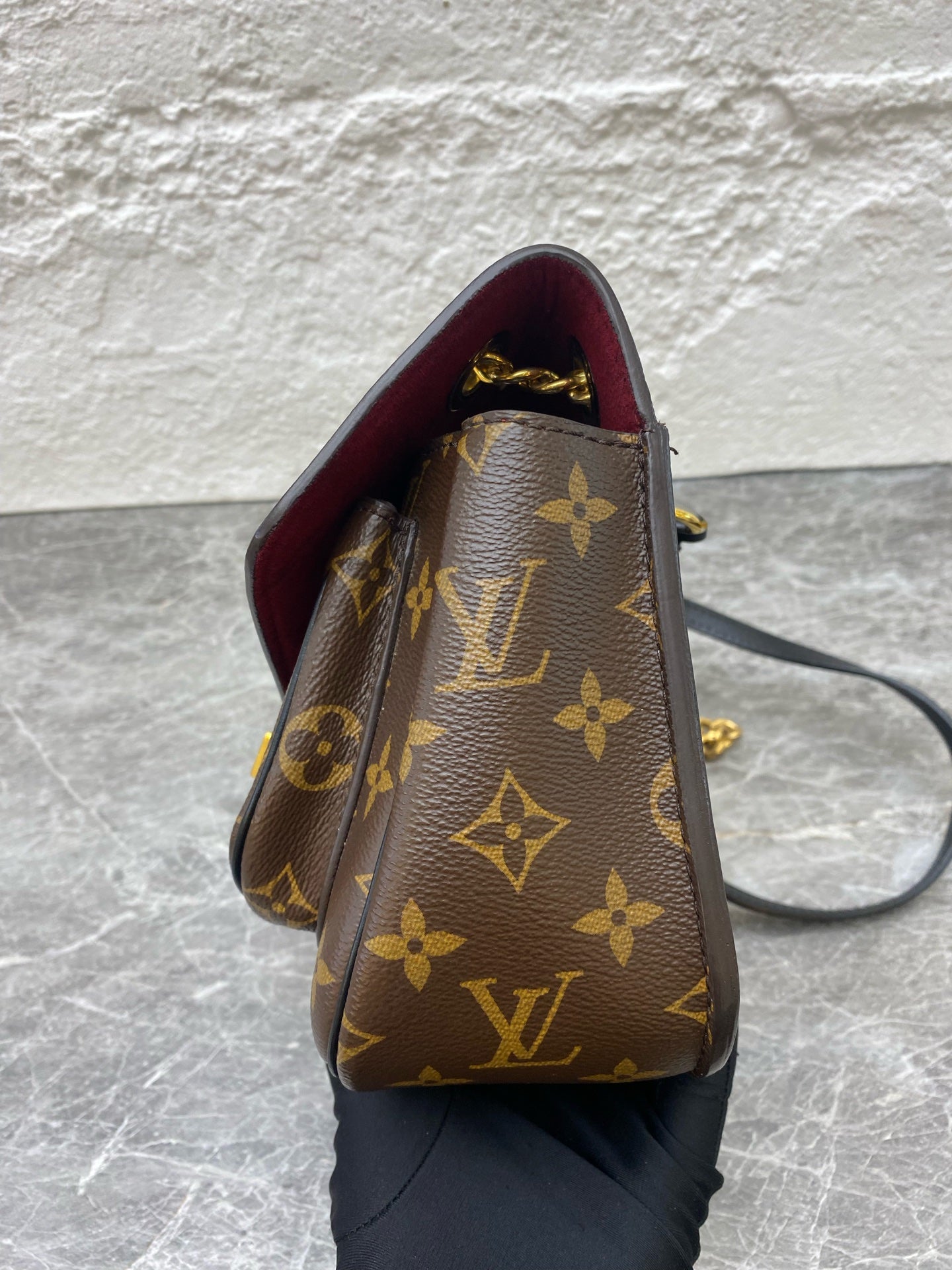 Louis Vuitton Messenger Bag
