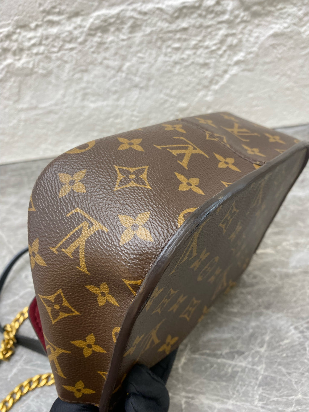 Louis Vuitton Messenger Bag