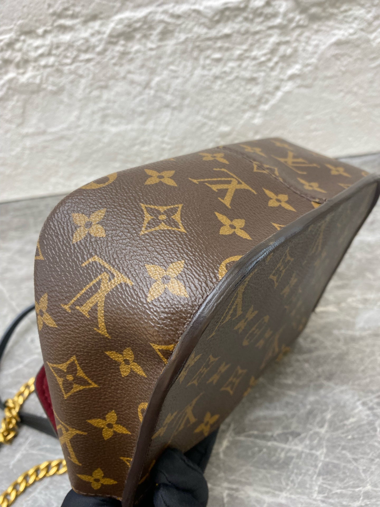 Louis Vuitton Messenger Bag