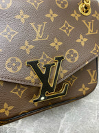 Louis Vuitton Messenger Bag
