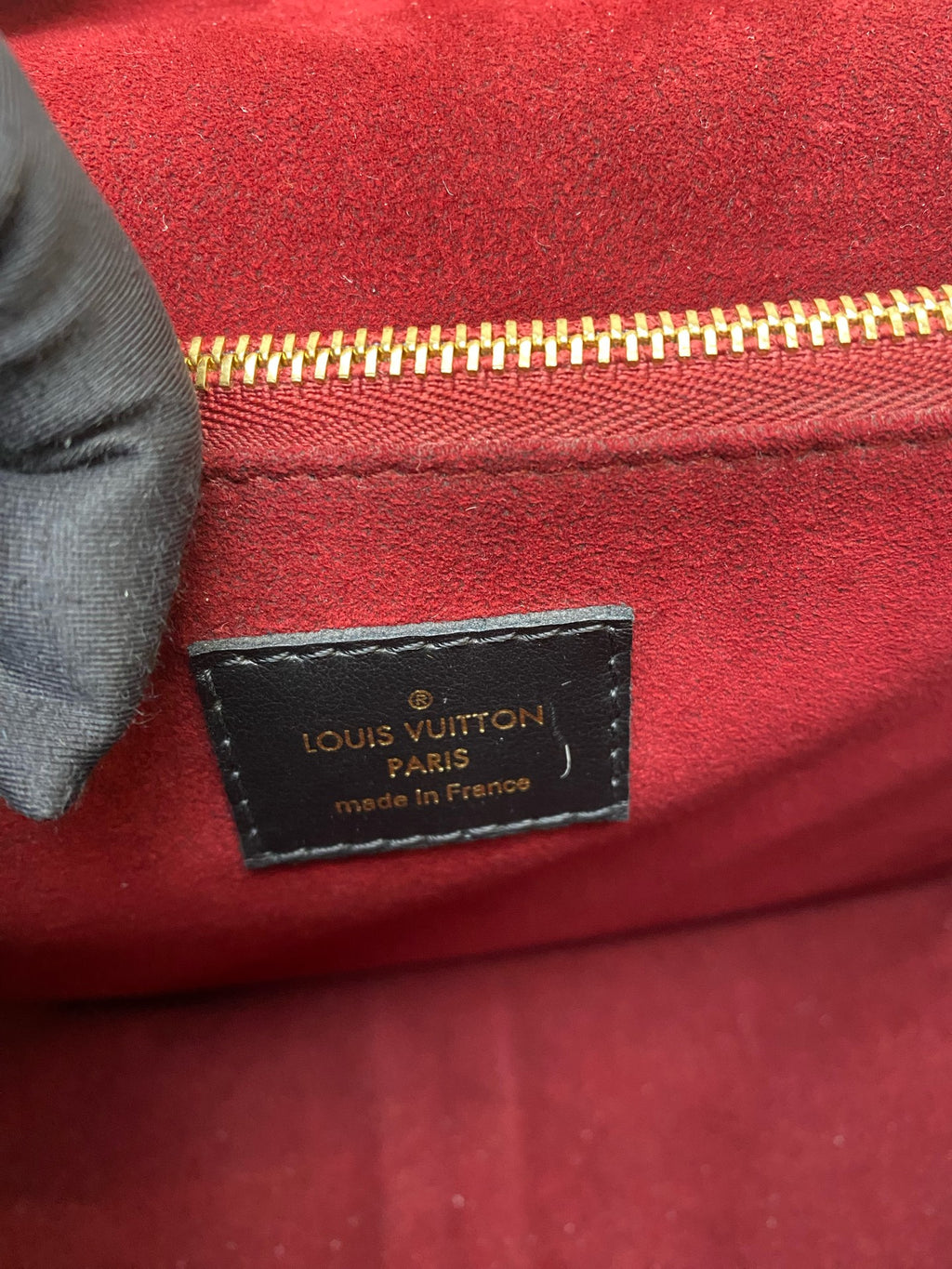 Louis Vuitton Messenger Bag