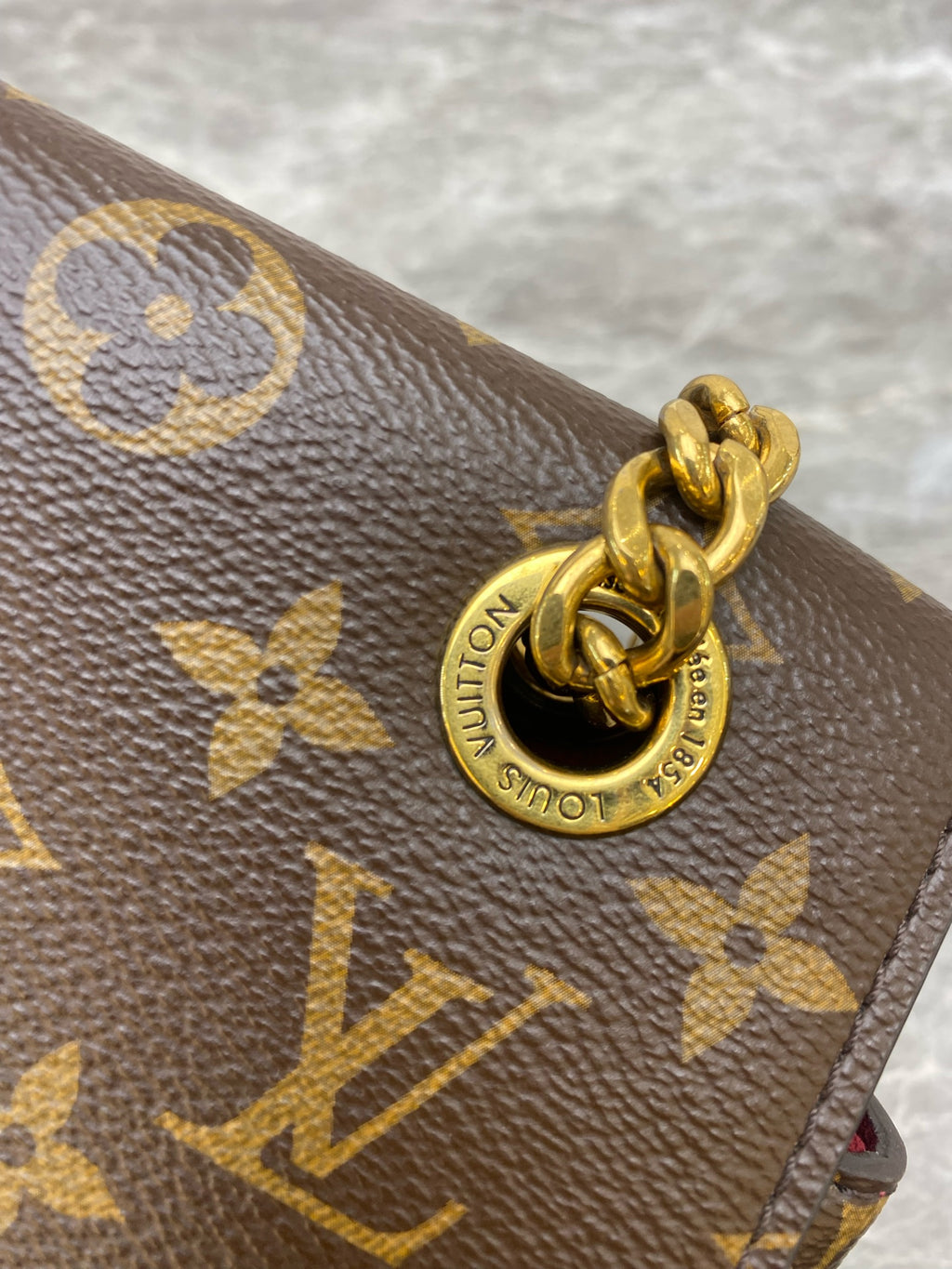 Louis Vuitton Messenger Bag