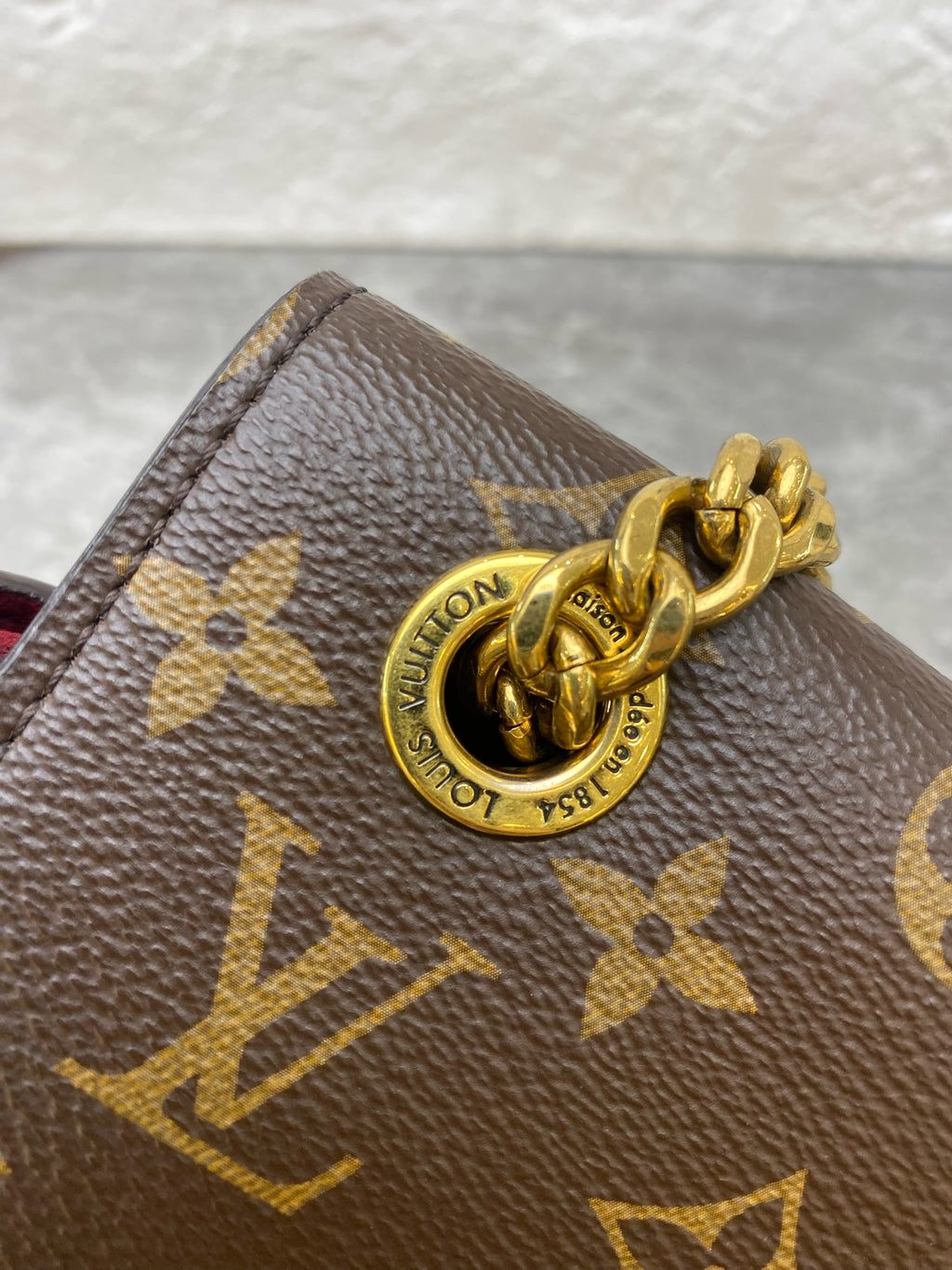 Louis Vuitton Messenger Bag
