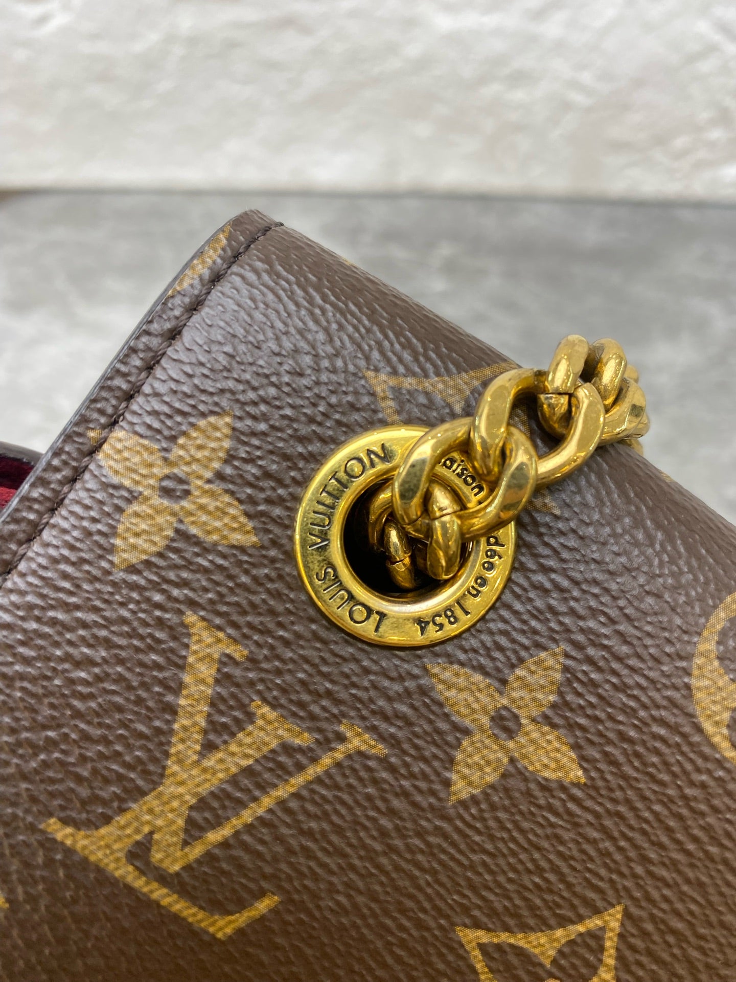 Louis Vuitton Messenger Bag