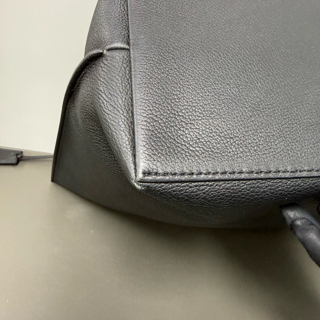 Louis Vuitton Black