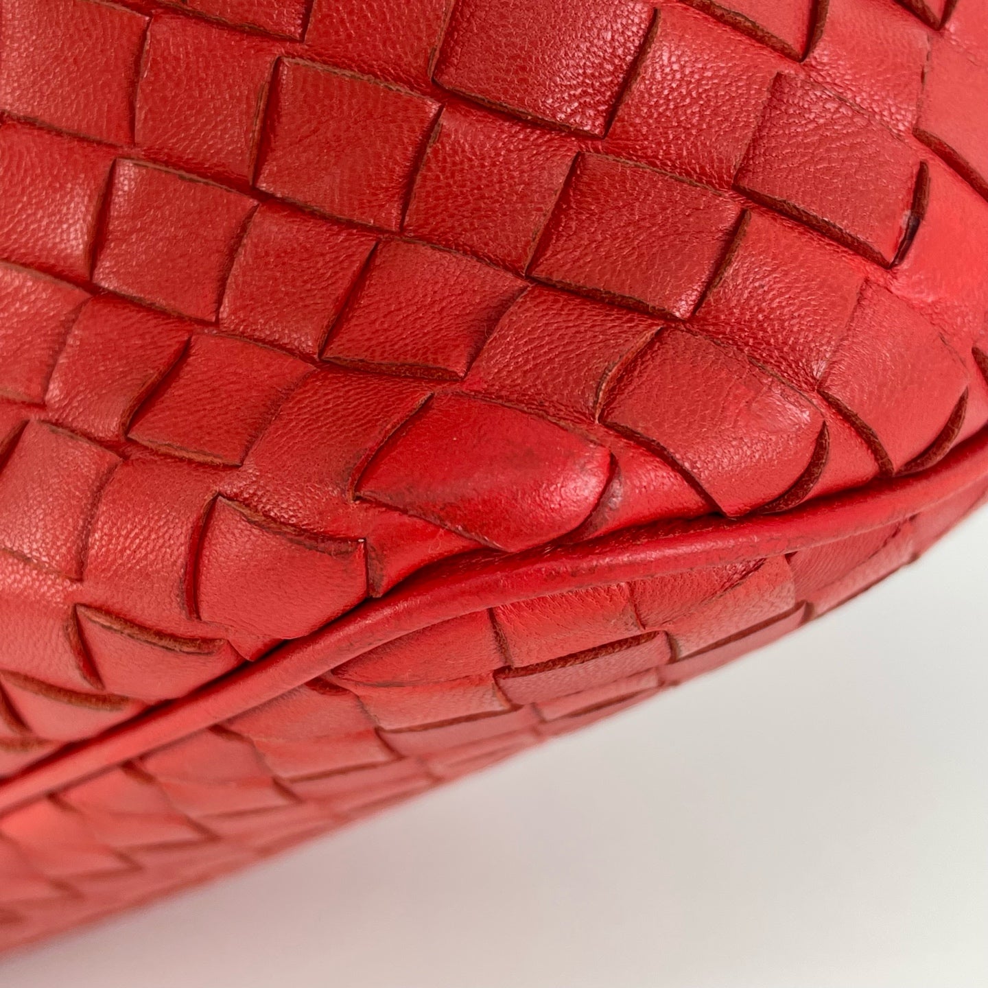 Bottega Veneta Red Shoulder Bag 239988-V0016-6577
