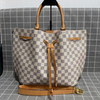 Louis Vuitton N41579