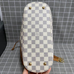 Louis Vuitton N41579
