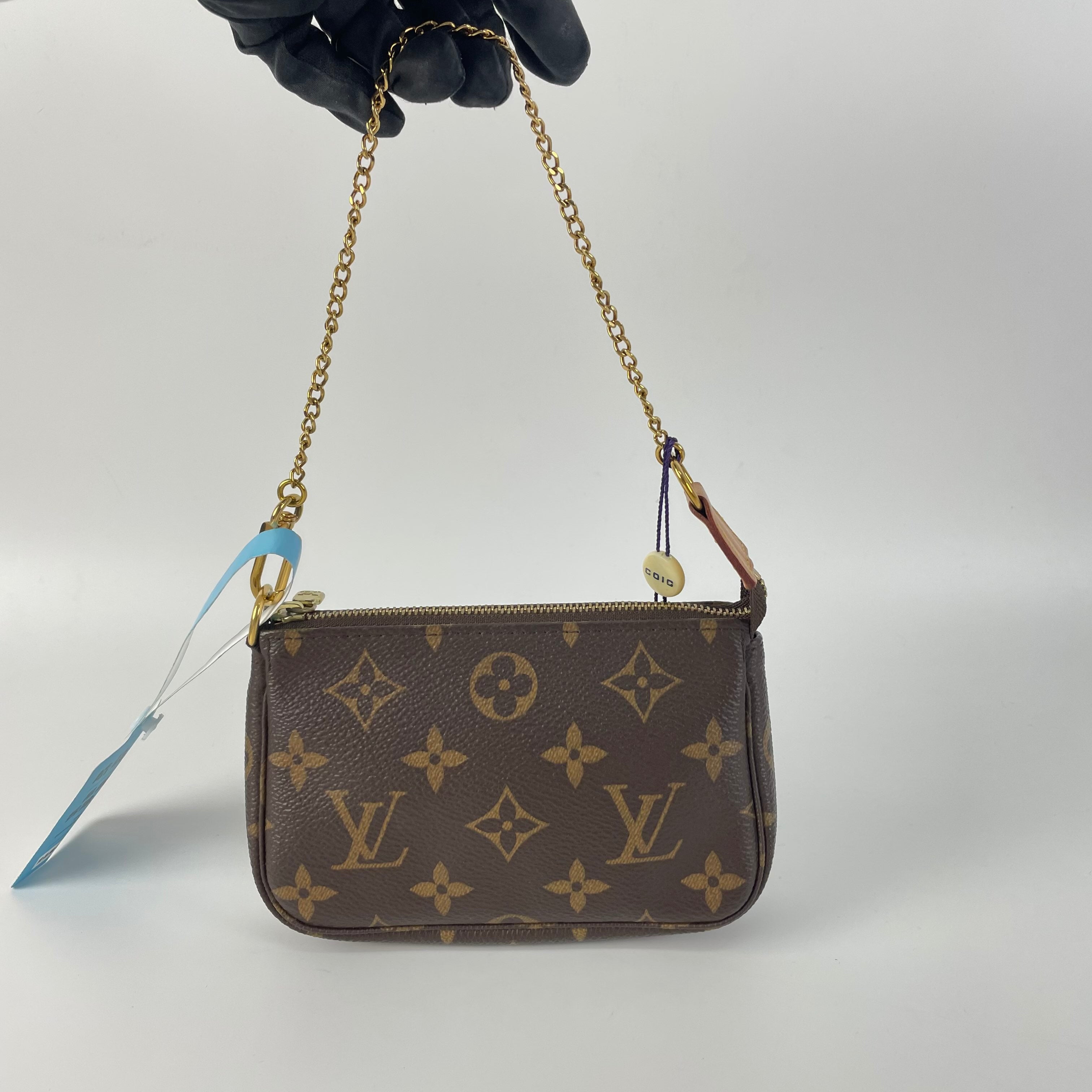 Louis Vuitton Clutch