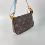 Louis Vuitton Clutch