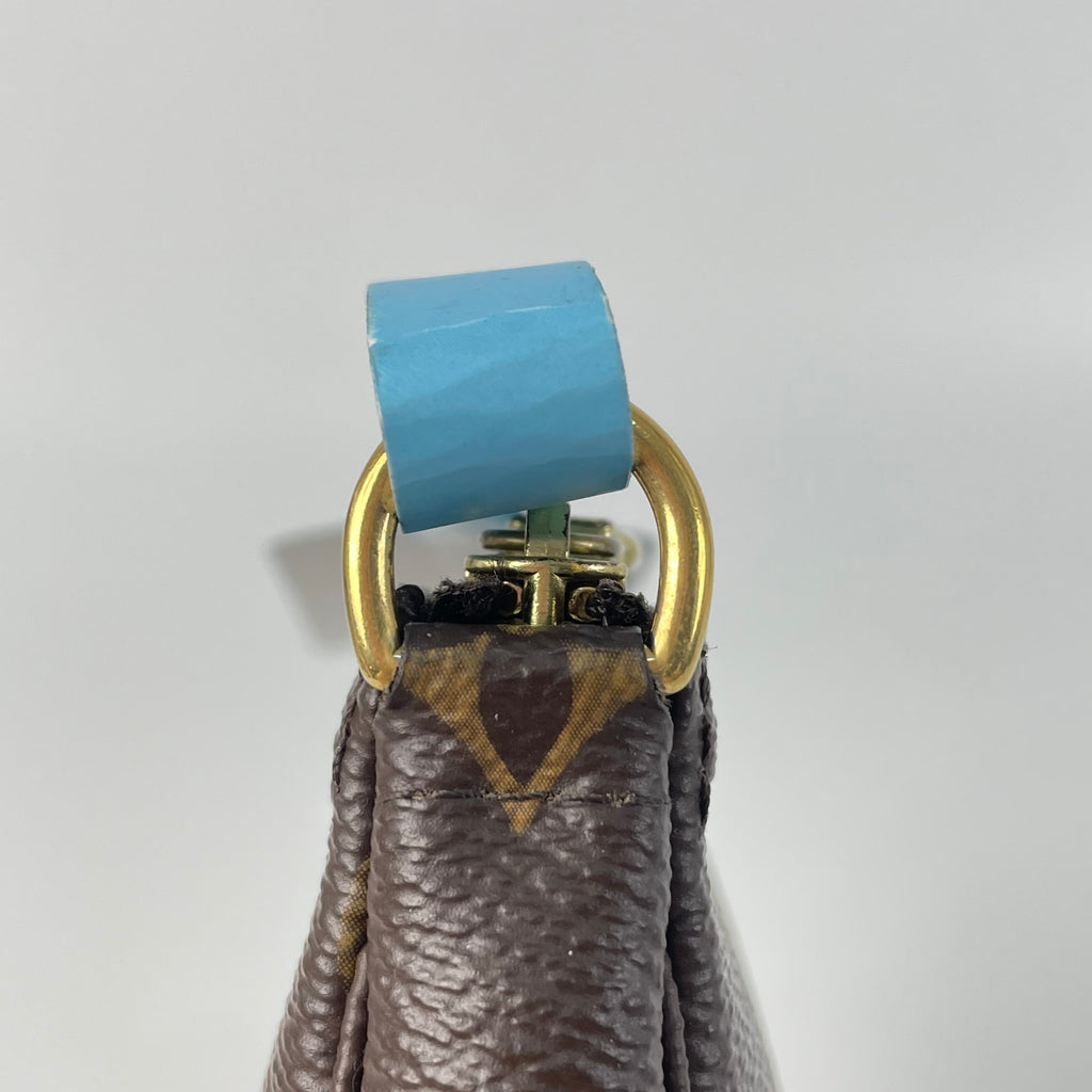 Louis Vuitton Clutch